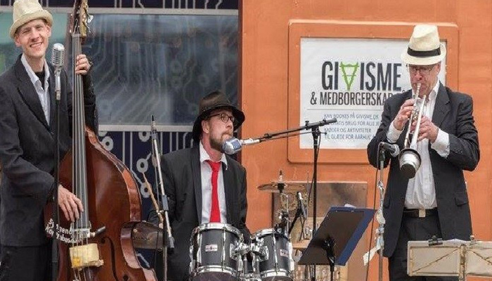 Sultans of jazz